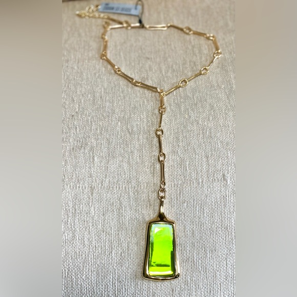 RIm Soho Green Geometric Stone
Pendant Necklace 17” L Adjustable - Picture 3 of 17